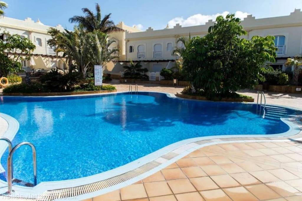 Casa Donn - El Sultan 63 - Luxury 3 Bed Villa With Fast Fibre Internet 科拉雷侯 外观 照片